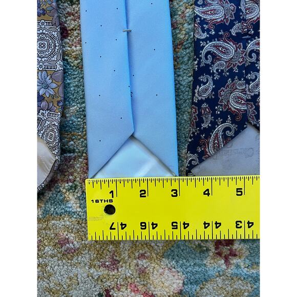 Silk Tie Bundle: Dior, De La Renta, Givenchy, Fendi, Valentino, Lagerfeld - Picture 10 of 13